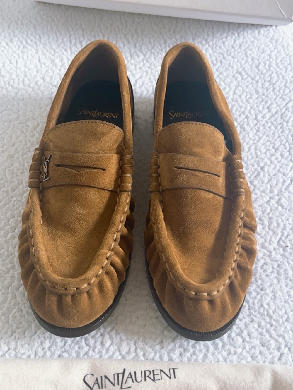 Saint Laurent Women’s YSL Le Loafer Supple in suede - Picture 2 of 16